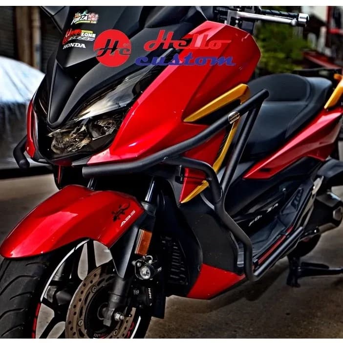 แคชบาร์ SSS ตรงรุ่น Forza 300 - 350 V3 / All New Forza 2023-25 เหล็กหนา 25mm. พร้อมที่จับสปอตไลท์