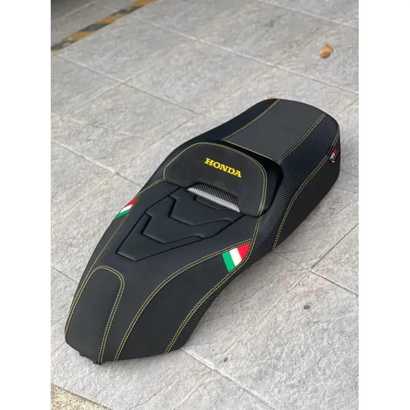 เบาะแต่งทรงสปอร์ต Honda Giorno จาก PM Racing Shop