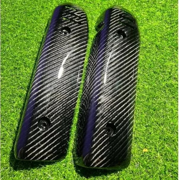 ฝาครอบกันร้อนท่อไอเสีย Honda Giorno (ผ้าคาร์บอนดำ ลาย 4)