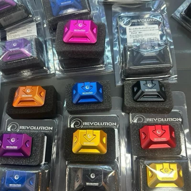 ฝาปิดช่องเก็บของ CNC REVOLUTION สำหรับ Honda Giorno+ / Lead125