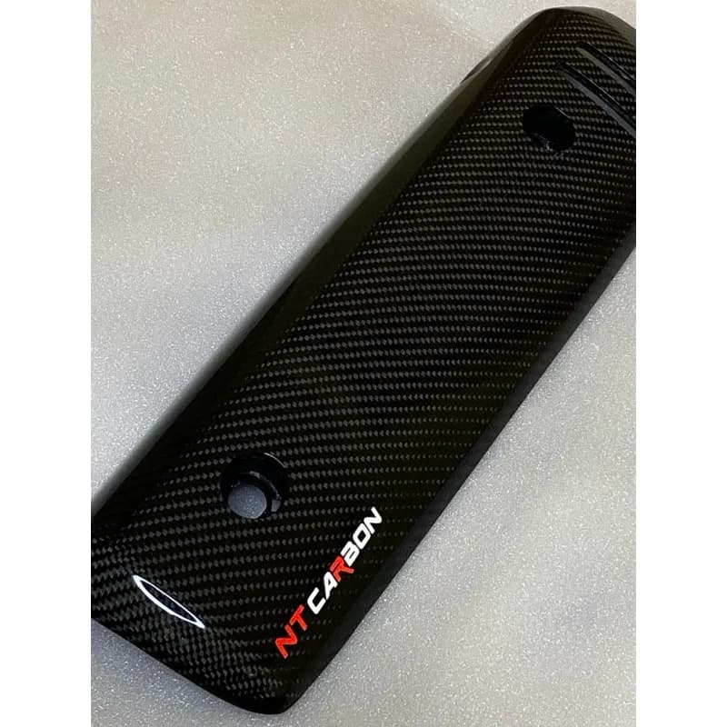 ครอบท่อไอเสีย Honda Giorno คาร์บอนแท้ ลาย 2 แบรนด์ NT