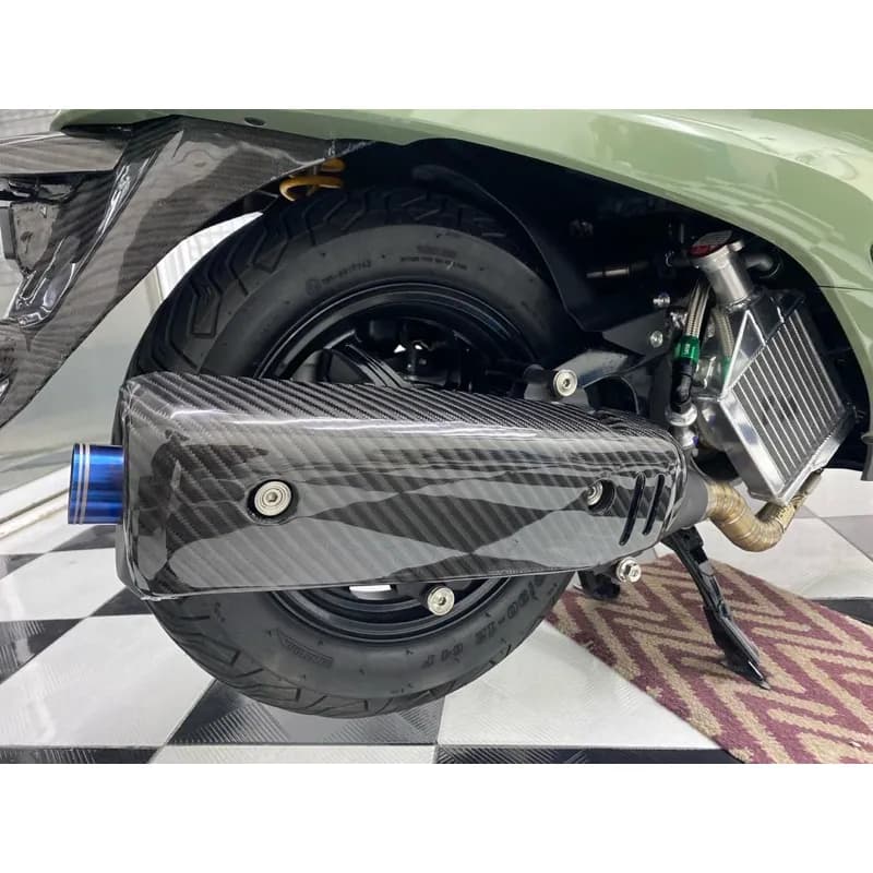 ครอบท่อไอเสีย Honda Giorno คาร์บอนแท้ ลาย 4 และ ลาย 2